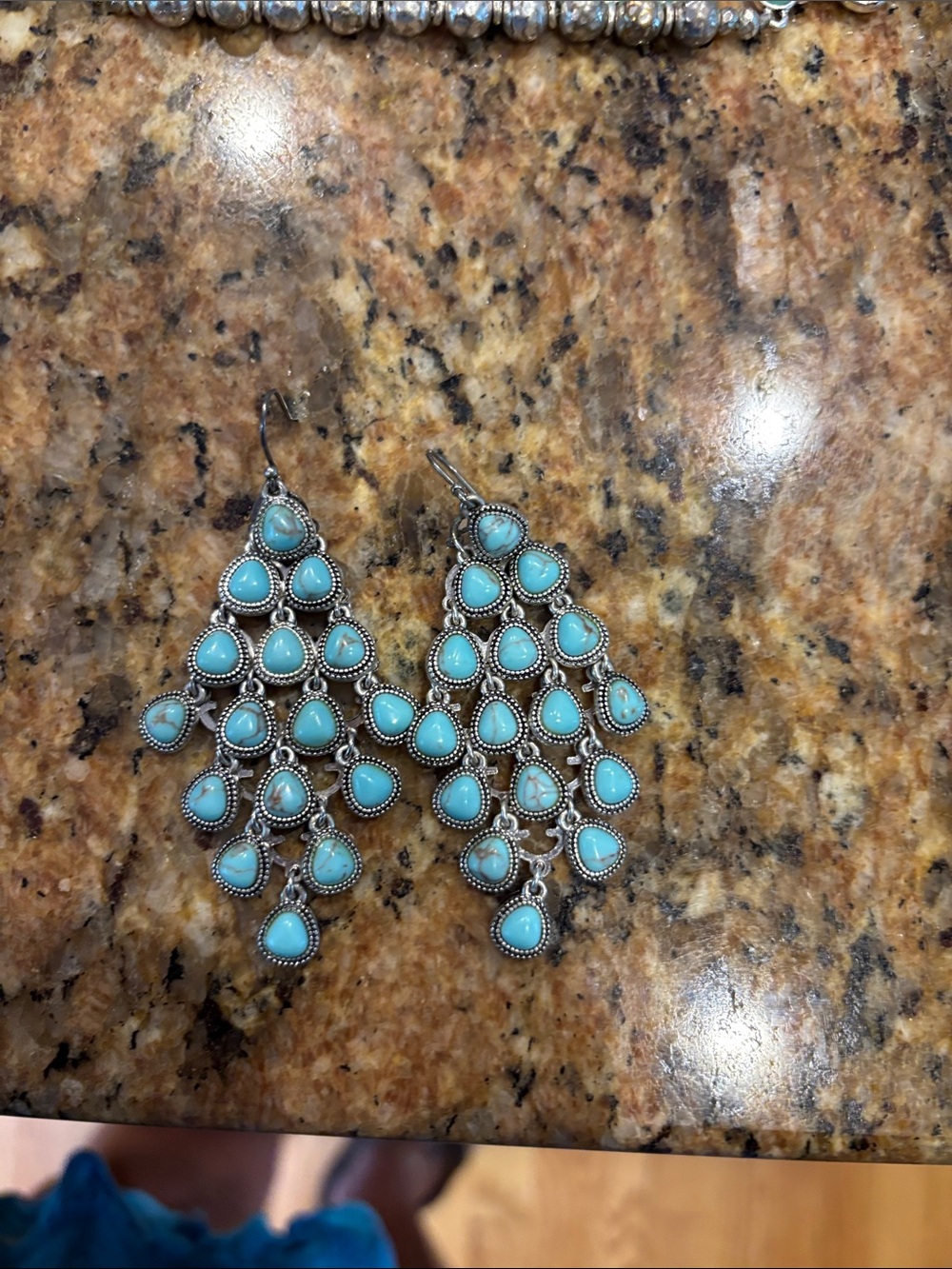 Turquoise Stone Silver-Tone Bracelet & 4 sets earrings Lucky Brand - Picture 7 of 10